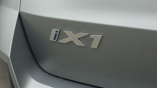 BMW iX1 ELECTRIC ESTATE 150kW eDrive20 M Sport 65kWh 5dr Auto view 6