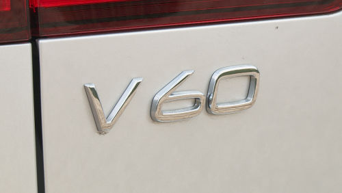 VOLVO V60 SPORTSWAGON 2.0 T6 [350] Recharge PHEV Plus Dark 5dr AWD Auto view 11