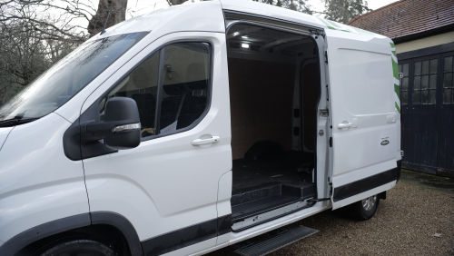 MAXUS E DELIVER 9 LWB ELECTRIC FWD 150kW High Roof Van 88.5kWh Auto view 9